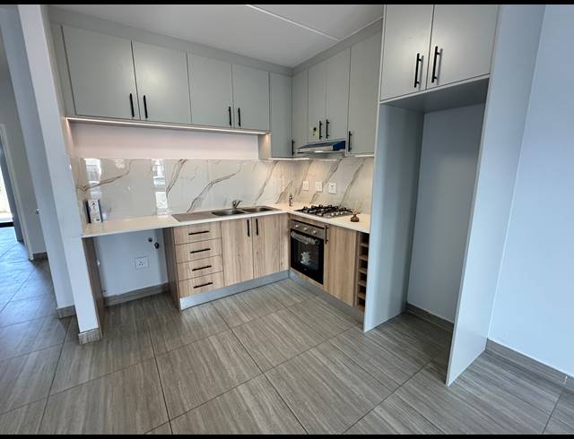 2 BEDROOM APARTMENT FOR SALE IN PARKLANDS NORTH